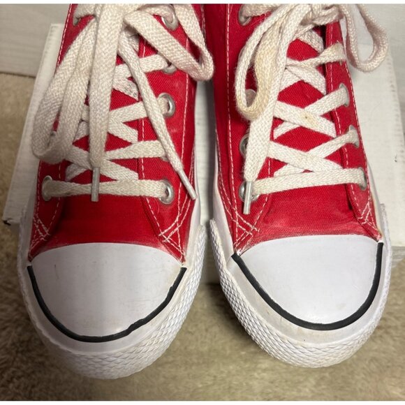 Airwalk Red Canvas Low Top Sneakers Womens Size 6 USA Casual Comfortable Shoes - Picture 8 of 14